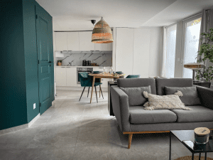 ec3d0bedebbe1c2480fb8eeaffe30e7e 1