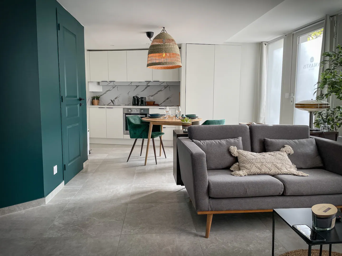 ec3d0bedebbe1c2480fb8eeaffe30e7e